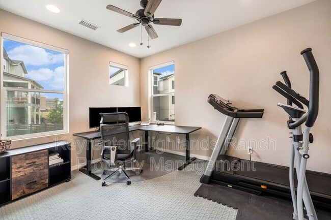 Building Photo - 9051 Southurst Ct