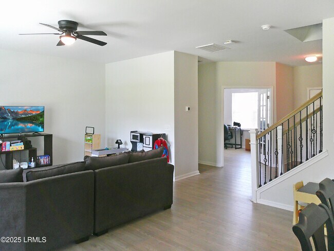 Building Photo - 62 Keowee Ln