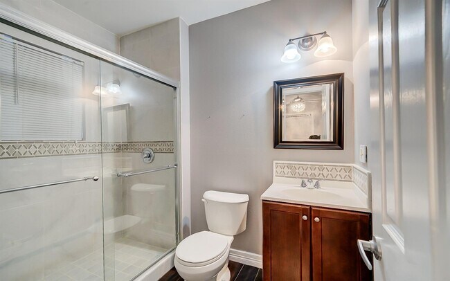 Building Photo - 3905 Billingsley St