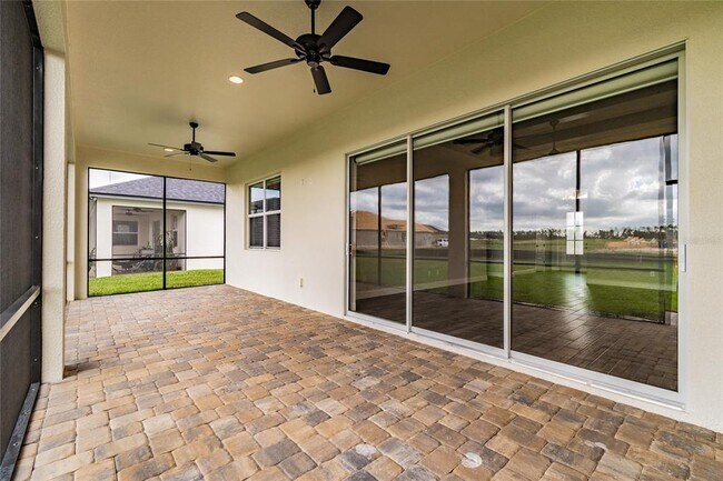 Building Photo - 6753 Bentridge Dr