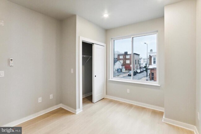 Building Photo - 316 S 52nd St
