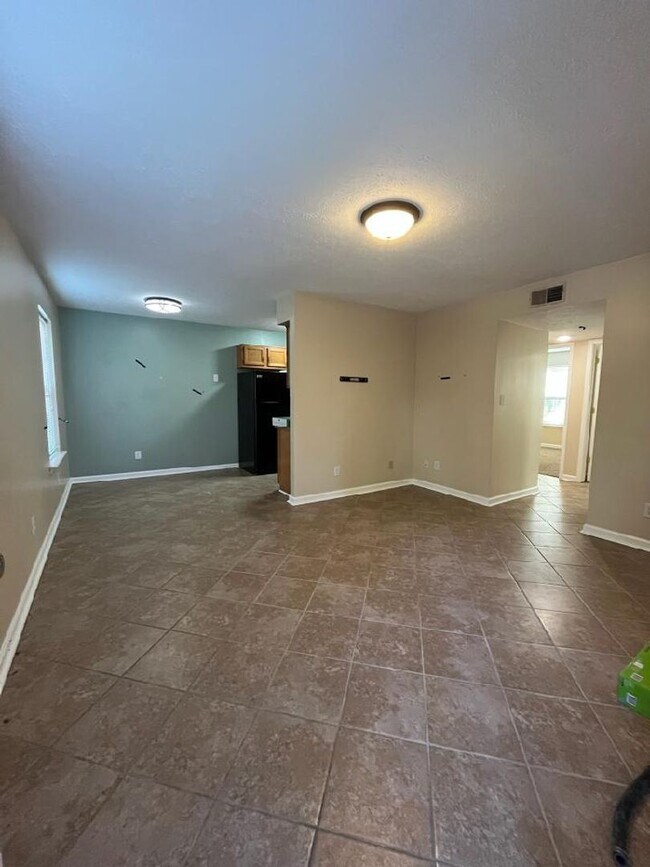 Building Photo - 4229 Glen Hill Manor Dr