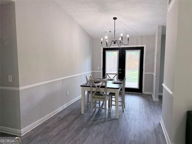 Building Photo - 5285 Sugar Crest Dr