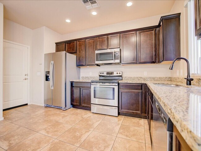Building Photo - 241 Imperial Ct