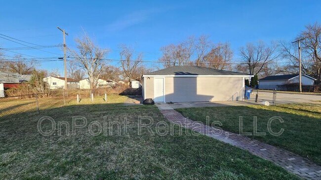 Building Photo - 7510 Cardwell St