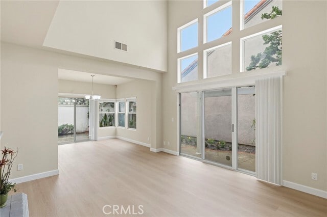 Building Photo - 5 Belcanto