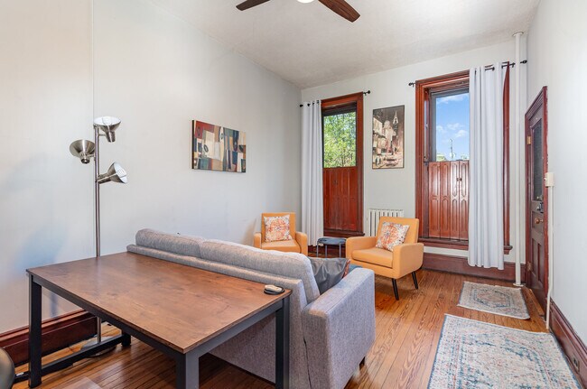 Building Photo - 1005 N 2nd St