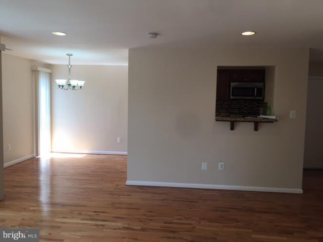 Building Photo - 7116 Donnell Pl