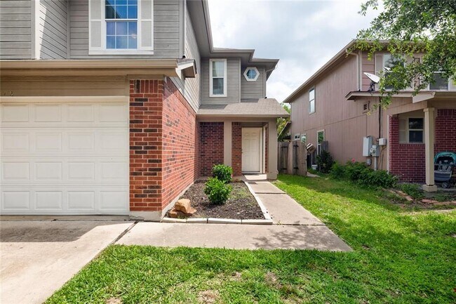 Building Photo - 16712 Hamilton Point Cir