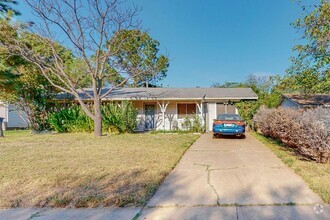 Building Photo - Available June | 3 Bedroom for Lease in Eu...