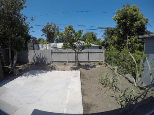 Building Photo - 4138 Commonwealth Ave