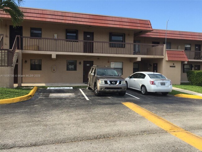 Primary Photo - 14935 SW 104th St