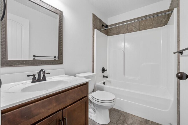 Building Photo - 2863 McManus Cir