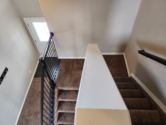 Building Photo - BEAUTIFUL 3BD HOME with A/C in TRAILS at F...