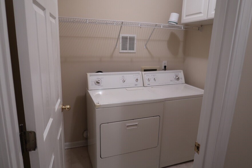 1st Fl Laundry - 200 Durston Loop