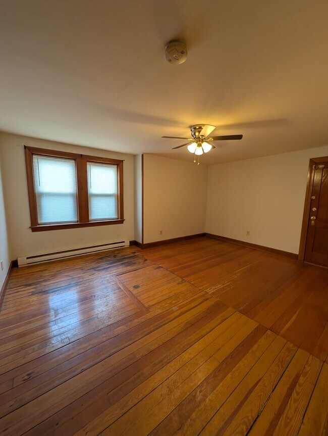 Building Photo - 18-20 Green Street