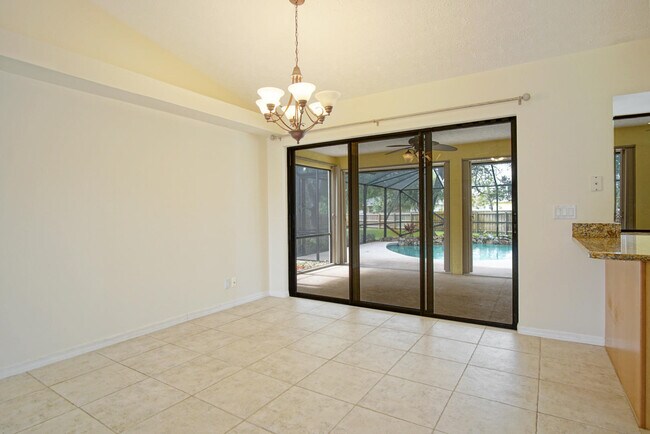 Building Photo - 1273 SW Albenga Ave