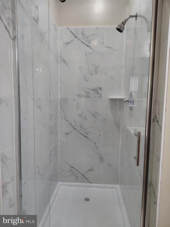 Building Photo - 444 Delaware Rd