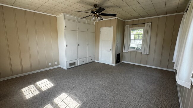 Upstairs Bedroom - 5258 College View Ave