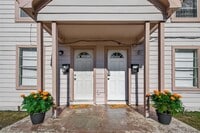 Building Photo - 7111 Myrtle St