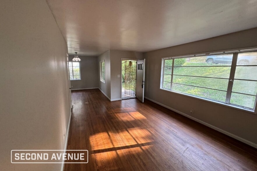 Building Photo - 9228 Brookhurst Dr