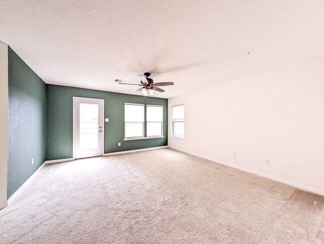 Building Photo - 20647 Teakwood Fields Ln