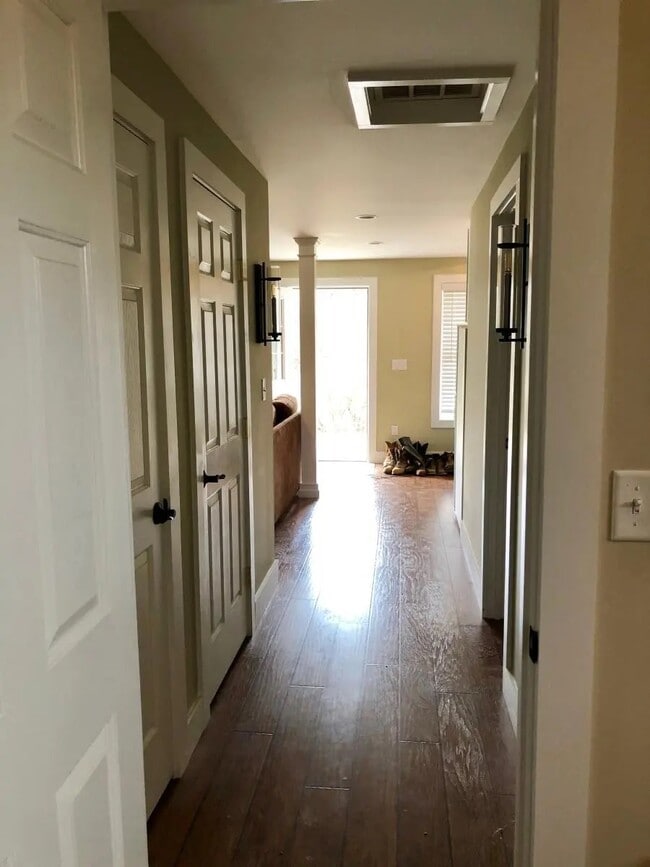 Building Photo - 4380 Mechums Depot Ln