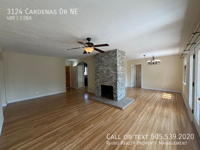 Building Photo - 3124 Cardenas Dr NE