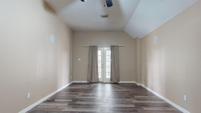 Building Photo - 21050 Florette Ln