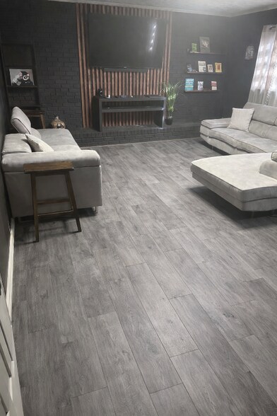 Building Photo - 3077 Laura Ln