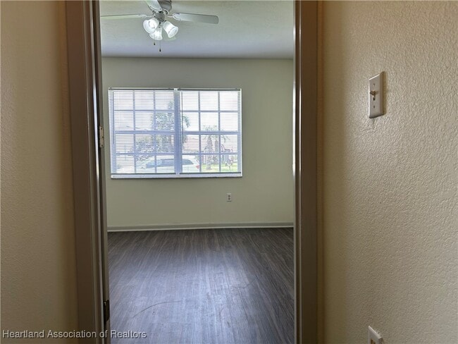 Building Photo - 4800 Cadagua Dr