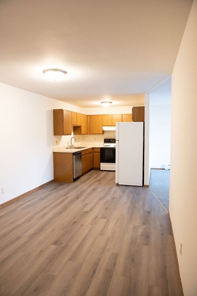 Interior Photo - Camelot Apartments