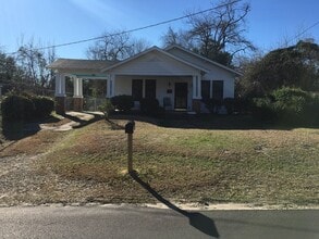 Building Photo - 1106 Kershaw St