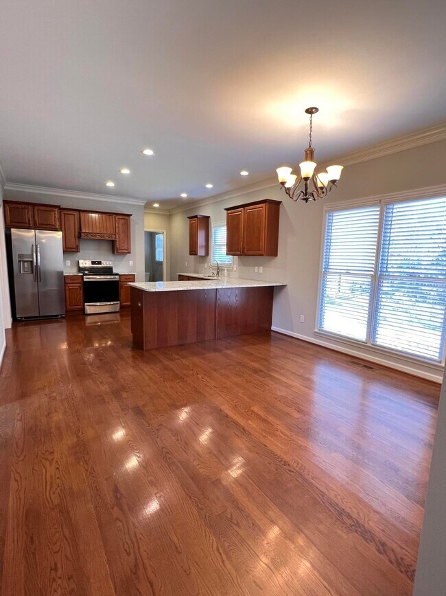 Building Photo - 4320 Creek Valley Way