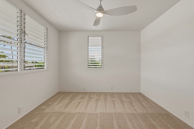 Building Photo - Spacious Aikahi Loop House in Kailua
