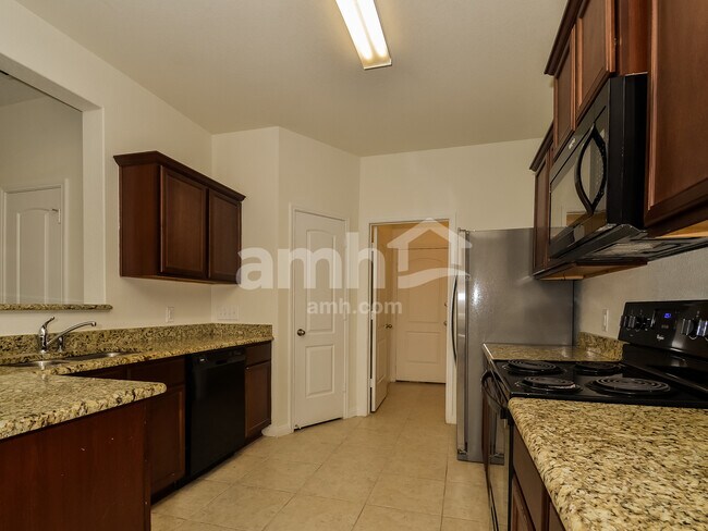 Building Photo - 1708 Hot Springs Way