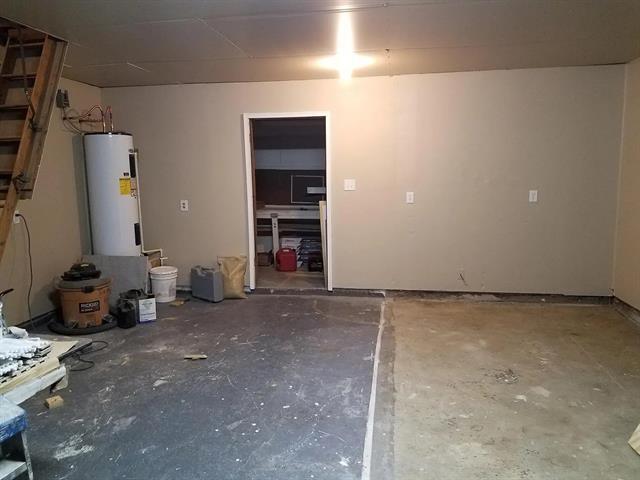 Building Photo - 100 Lochness Ln