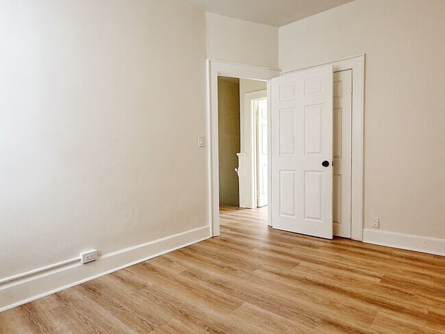 Building Photo - 313-313 NW Martin Luther King Jr Blvd