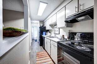 Building Photo - Ten 30 & Ten 49 Apartments