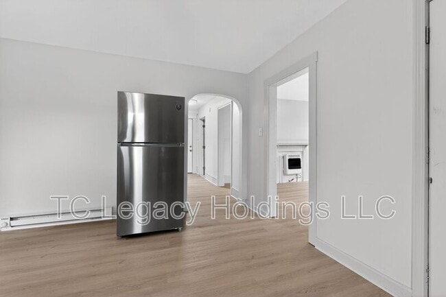 Building Photo - 1013 N 15th St