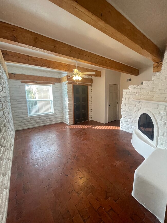 Building Photo - 155 Placitas Rd NW