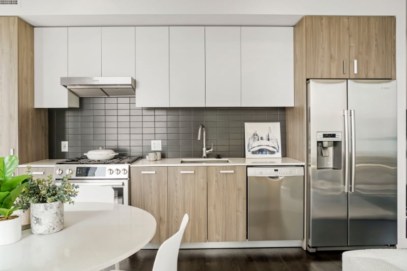 Building Photo - 489 E Randolph St