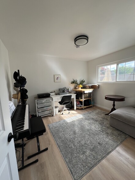 Building Photo - 1609 Huasna Dr