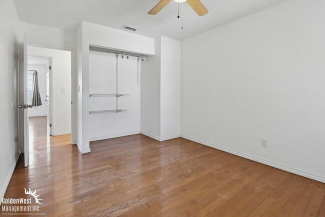 Building Photo - Lovely 3Bdm 2Ba Home with Spacious Outdoor Raised Deck in Lemon Grove!