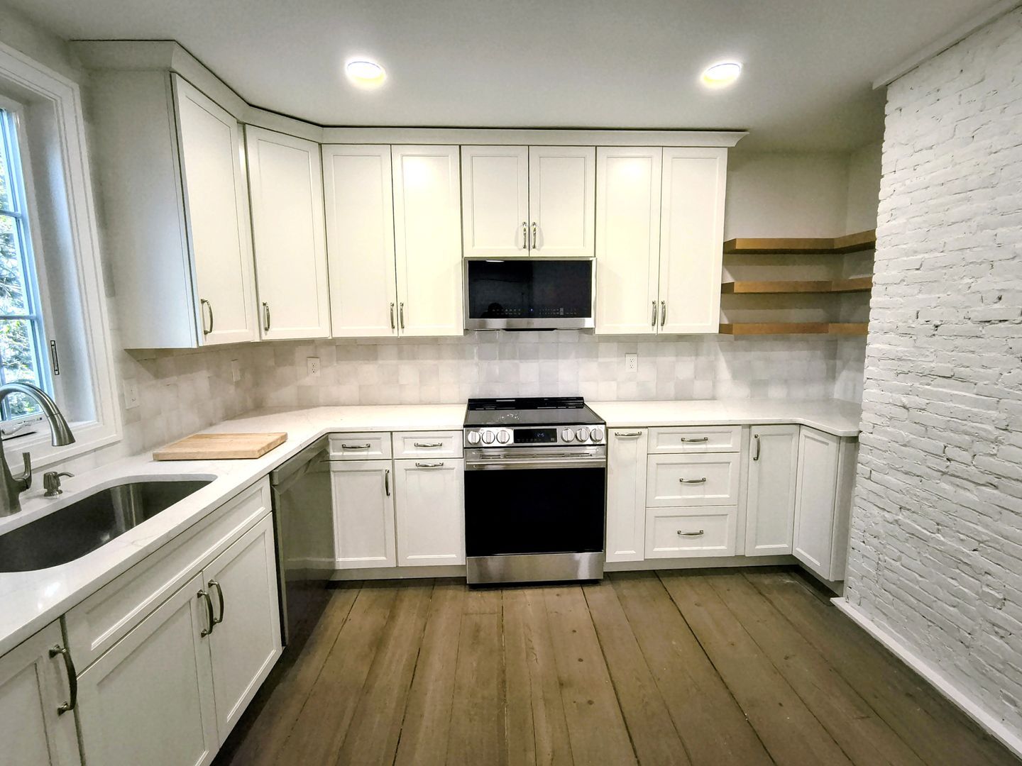 Building Photo - 7 East St