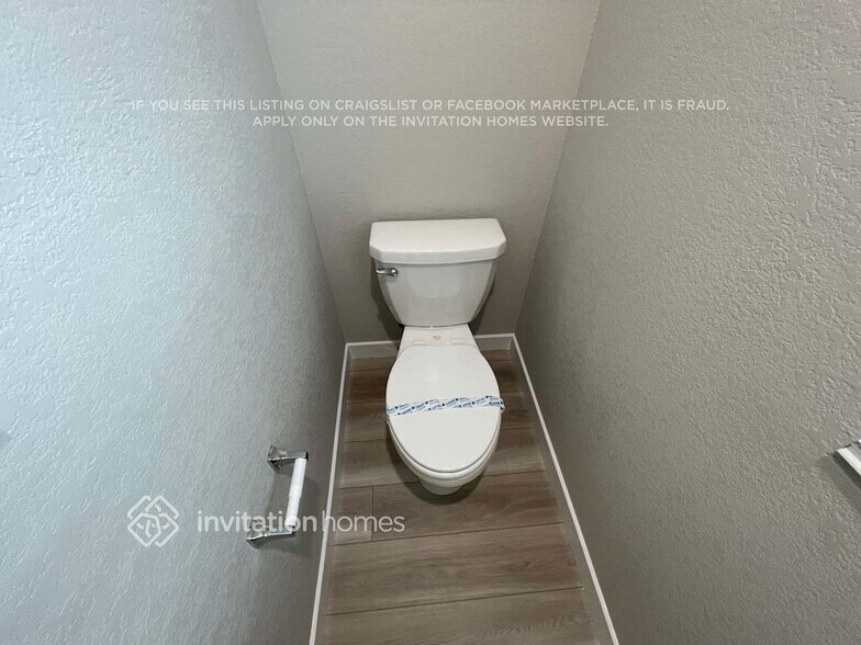 Building Photo - 13593 Arriba Dr