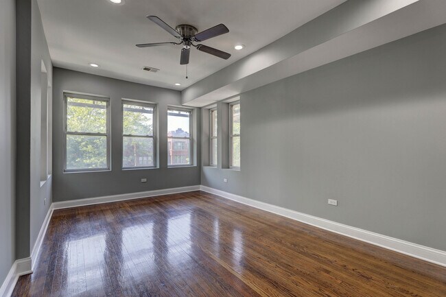 Building Photo - 6723 S Chappel Ave