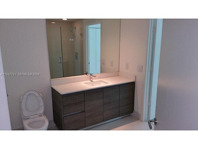 Building Photo - 1100 S Miami Ave