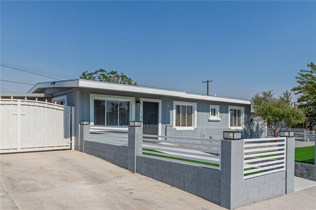 Building Photo - 1028 Nassau Dr