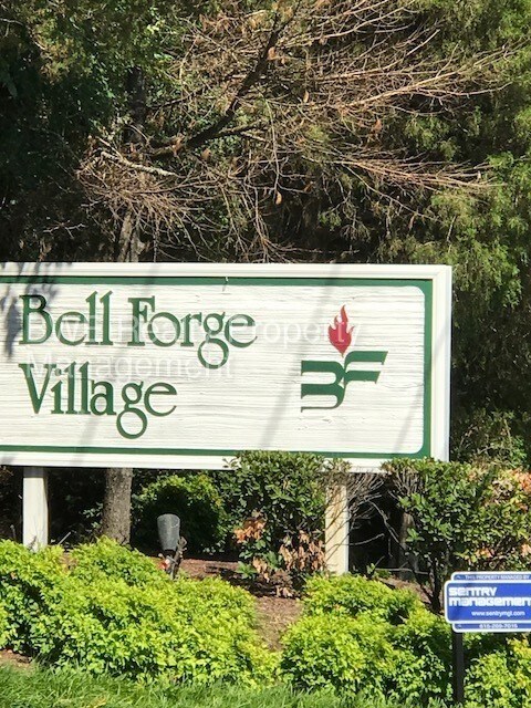 Building Photo - 2 bedroom Townhome in Bell Forge Condo's